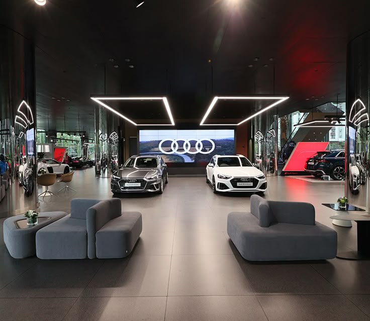 AutoTrust Showroom